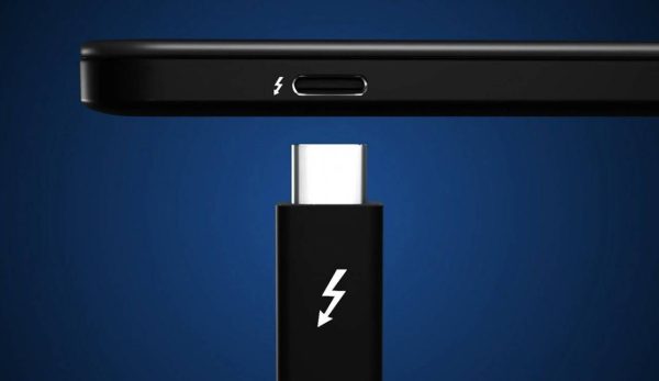 معنای علامت رعد و برق روی پورت USB