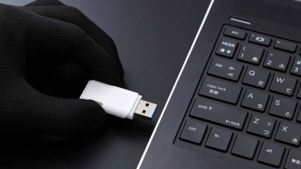 شایع‌ترین خطرات USB