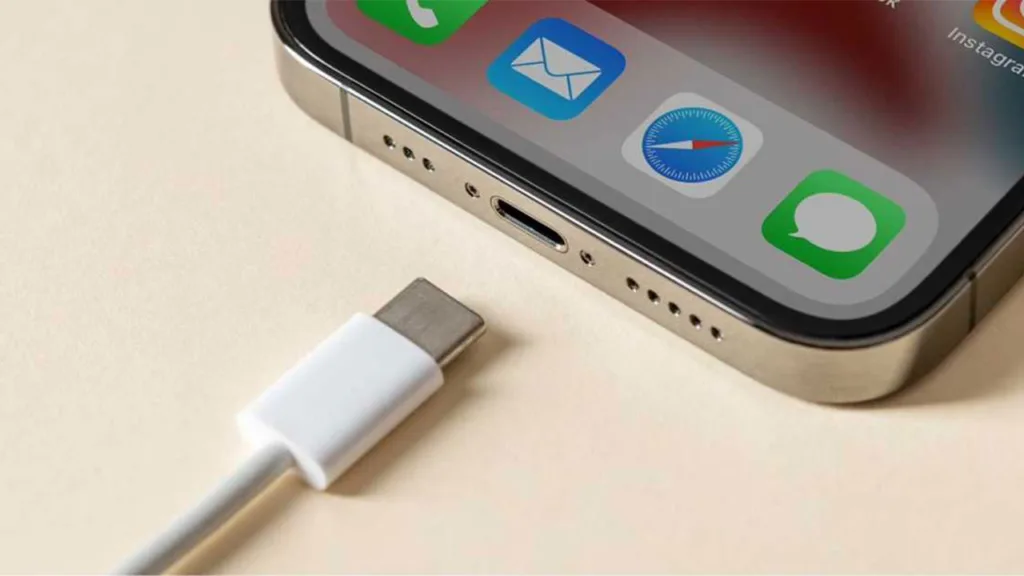 حذف کابل USB از جعبه گوشی های هوشمند