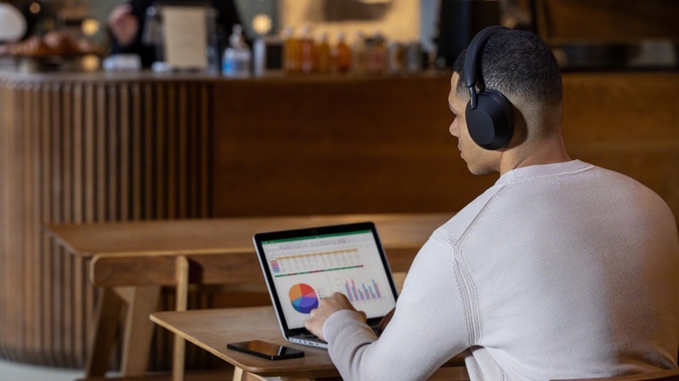 معرفی منتخب هدفون های نویز کنسلینگ برای مطالعه