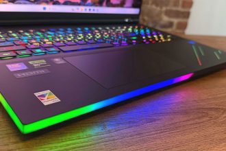 نبرد رنگ‌ها و عملکرد؛ چرا نرم افزار RGB در حقیقت یک بلات‌ور است؟
