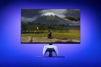 مانیتور گیمینگ پلی استیشن