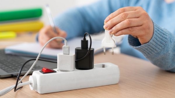 شارژ دائمی لپ تاپ