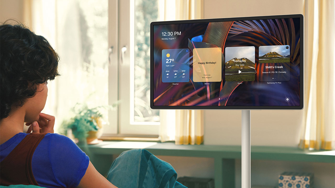 رونمایی از مانیتور Movingstyle سامسونگ؛ انقلابی در دنیای نمایشگرهای هوشمند و قابل حمل