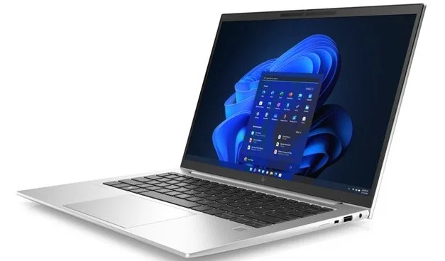 چطور سن کامپیوتر و لپتاپ را تشخیص دهیم؟