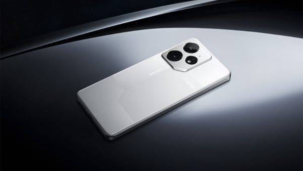 گوشی ریلمی نئو 8 به زودی با باتری غولپیکر 8000 میلی آمپری معرفی میشود مشخصات ریلمی نئو 8