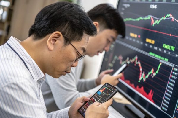 ترید ارز دیجیتال با گوشی