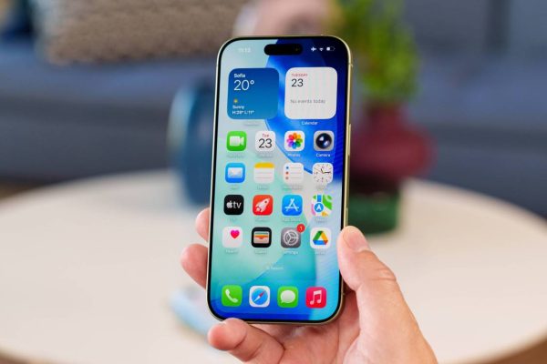 پایان سلطنت 14 ساله نزدیک است؛ رقابت اپل و سامسونگ به نقطه عطف تاریخی رسیده است رقابت اپل و سامسونگ