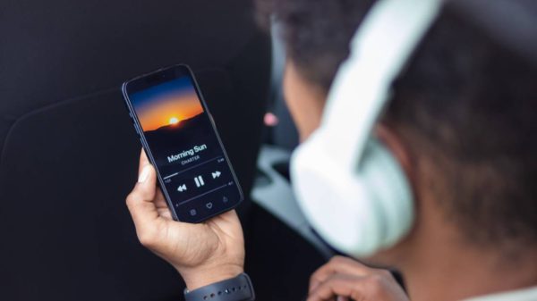 4 ترفند کاربردی برای بهبود کیفیت صدای اندروید و نهایت لذت بردن از موسیقی بهبود کیفیت صدای اندروید