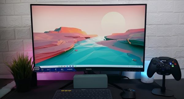 گیمینگ بدون مرز با مانیتورهای خمیده AOC و Philips گیمینگ بدون مرز با مانیتورهای خمیده AOC و Philips