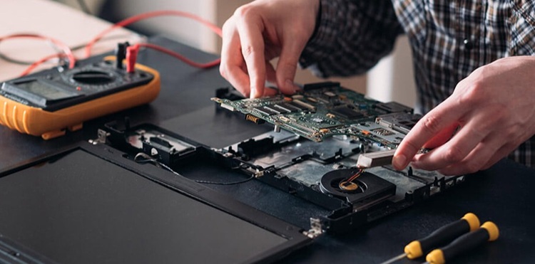 تعویض چیپ باتری لپ تاپ