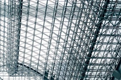 اسپیس فریم چیست