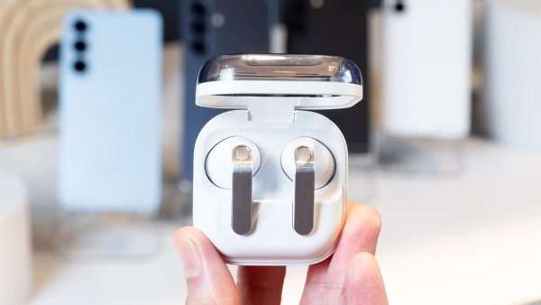 گلکسی بادز 4 و بادز 4 پرو