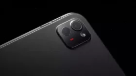 تصویر تبلیغاتی تبلت جدید آنر وین با طراحی مدرن و نمایشگر OLED باکیفیت