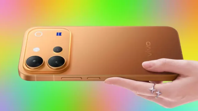 ویوو V80 با نمایشگر AMOLED، دوربین سه‌گانه زایس و باتری ۷۲۰۰ میلی‌آمپرساعتی ویوو V80 با نمایشگر AMOLED، دوربین سه‌گانه زایس و باتری ۷۲۰۰ میلی‌آمپرساعتی