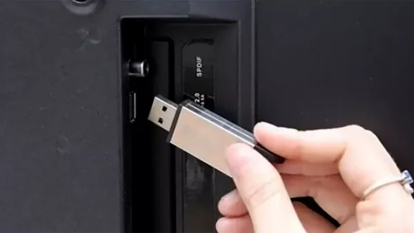 پورت USB تلویزیون